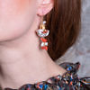 ASITA SAHABI Ohrringe mit Perlen, Korallen und bemalter Keramik