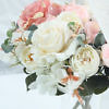 weiß-rosa Rosenstrauß aus Seidenstoff | weiße und rosa Seidenrosen