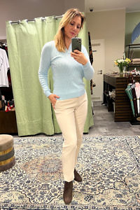 AVELLANA CASHMERE | light baby blue braided sweater with a V-neck in a cashmere blend