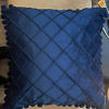 Marine blue Pillowcase in velvet with pompom tassel | 45 x 45 cm