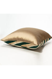 dark green, ivory and golden pillowcase in jacquard | 45 x 45 cm