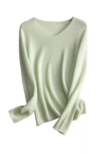 hellgrüner Pullover aus 100 % Merinowolle mit V-Ausschnitt | hellgrüner Pullover | Apfelgrüner Pullover