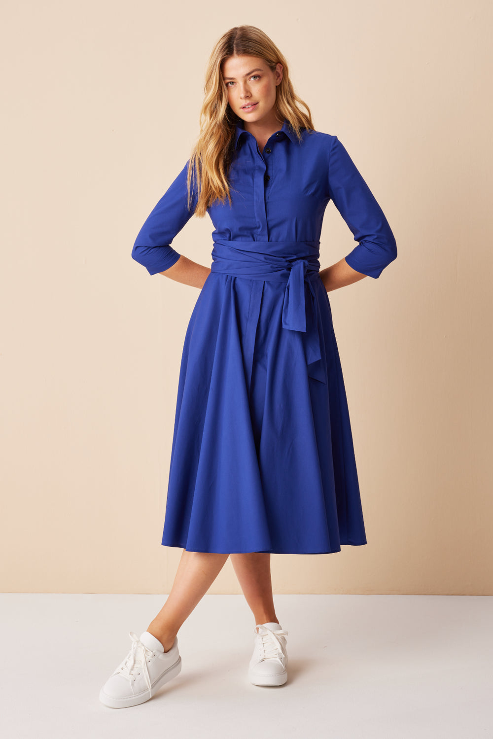 Marianna Déri | royal blue shirt dress in midi length with tie belt | worldwide shipping and high quality garments at asitasahabi.com